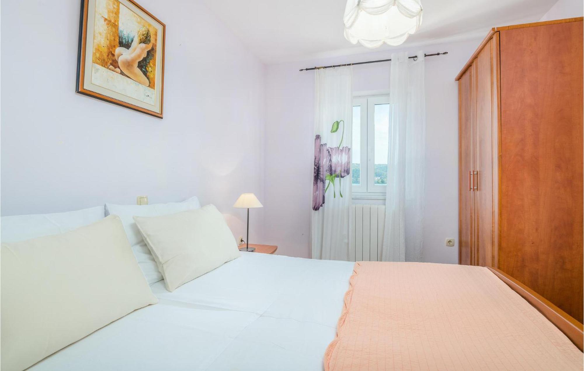 Gorgeous Apartment In Cizici With House Sea View Екстериор снимка